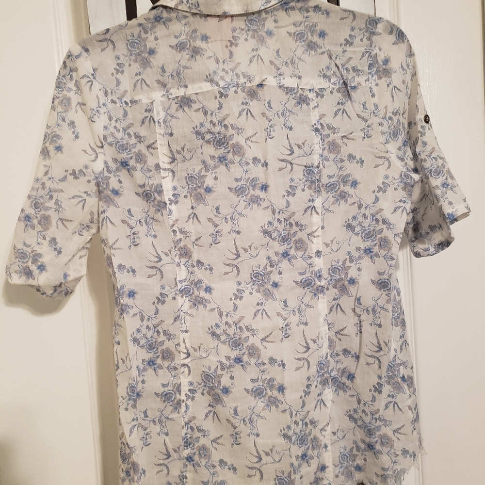 Button down collared shirt - Picture 2 of 2